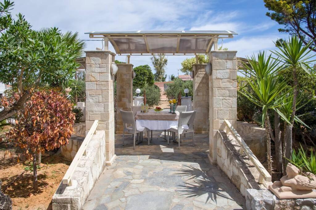 Villa Renas Secret Garden House à La Canée Extérieur photo