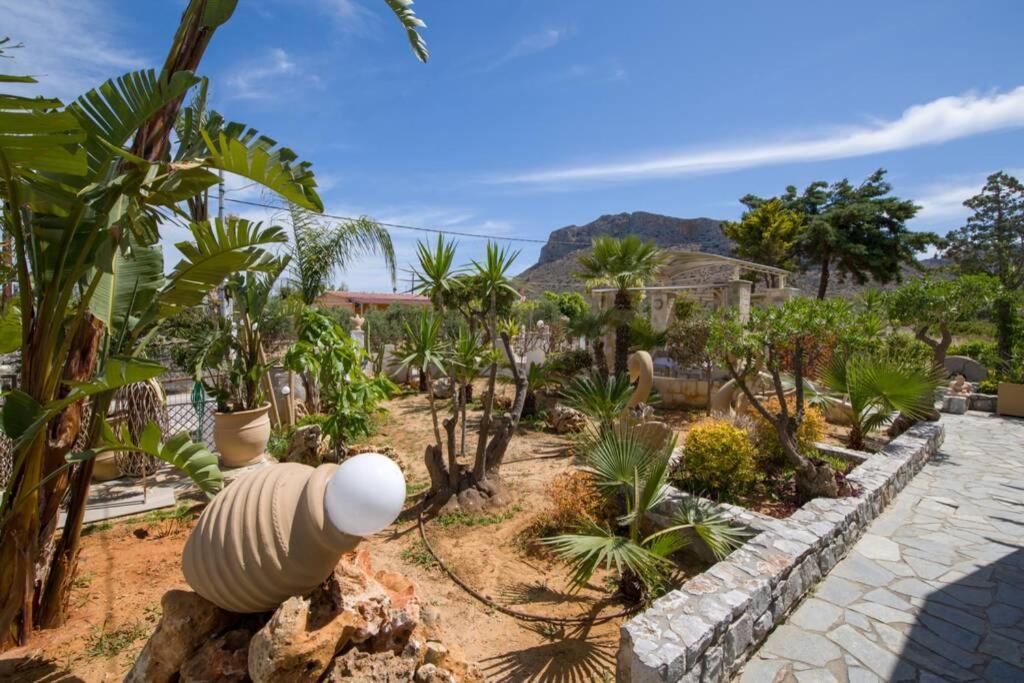 Villa Renas Secret Garden House à La Canée Extérieur photo